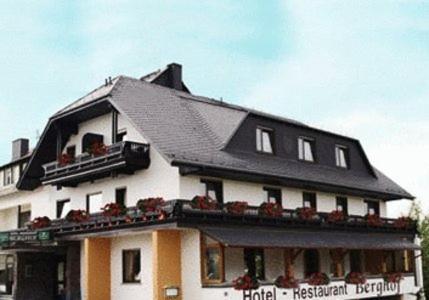 Hotel Restaurant Berghof Sohren Exterior photo